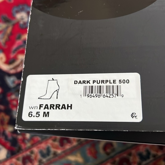 New in box pinkish purple suede bootie - Picture 4 of 5